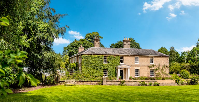 Vicarage House