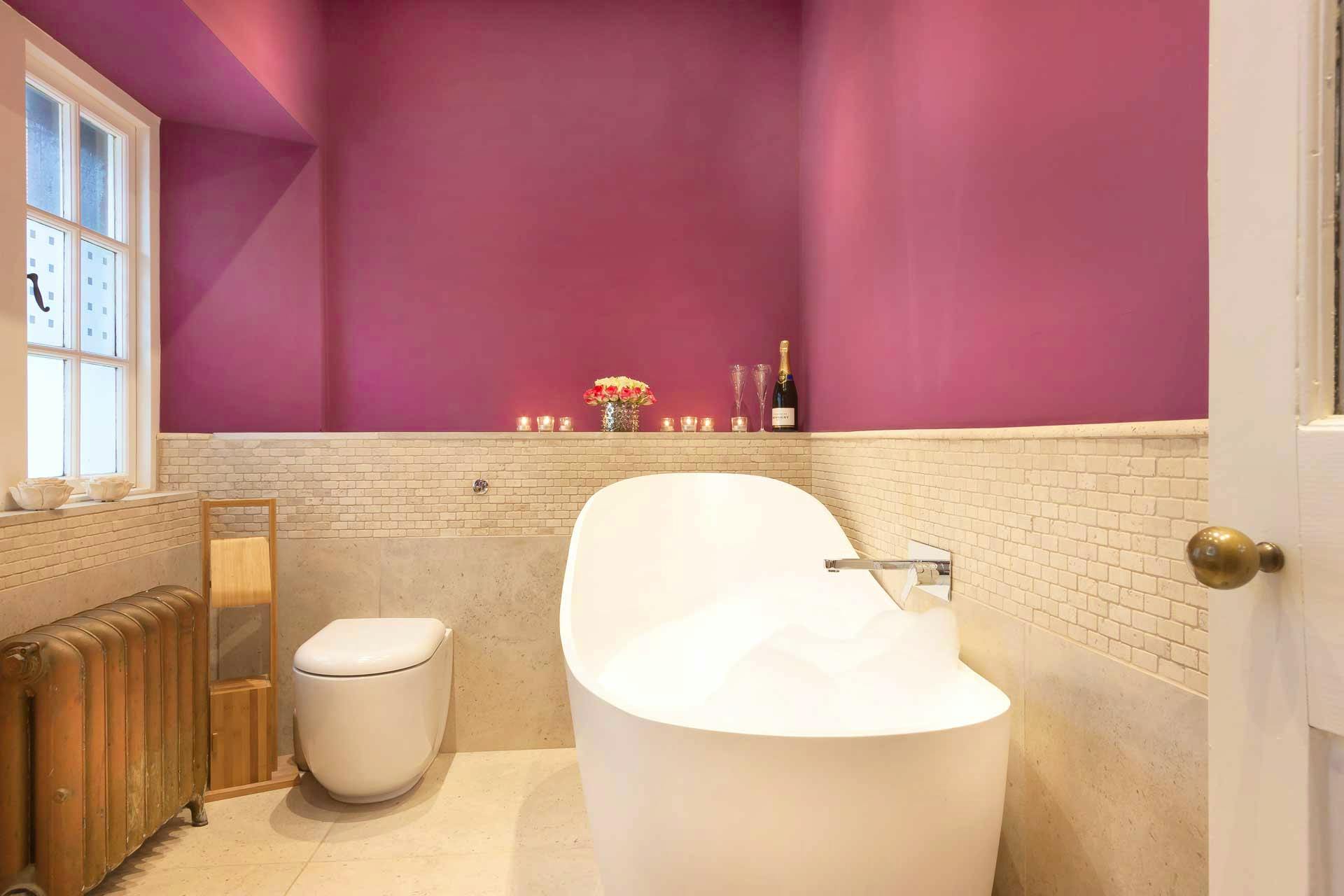Plum En-Suite Bathroom